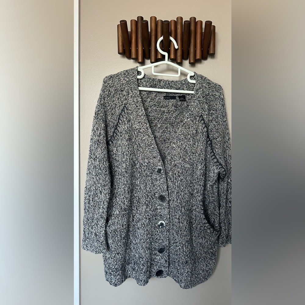 Knitted Buttoned Cardigan